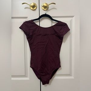 RUSSIAN POINTE SHORT SLEEVE LEOTARD SIZE MEDIUM